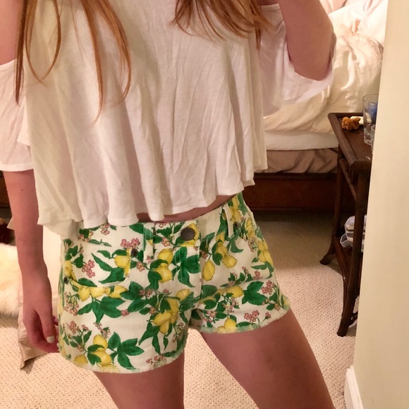 Victoria's Secret Pants - Victoria Secret Lemon Print Shorts